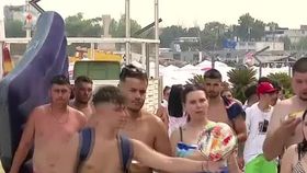 VIDEO Apa plată de pe litoralul românesc este mai scumpă de la an la an. Oamenii preferă să meargă în vacanțe în alte țări